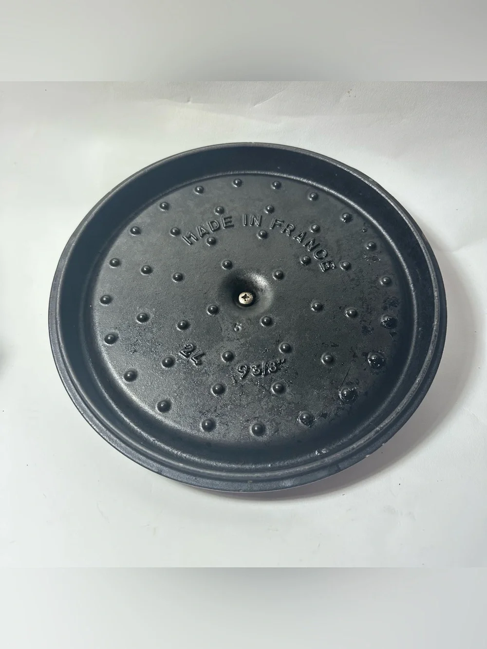 Staub La Cocotte N 24 4qt 9.375” Cast Iron Dutch Oven Pot & Lid Black France
